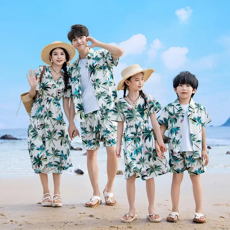 The Plant Parent - Vacation Couple Look Parent-childClothing Mom Daughter