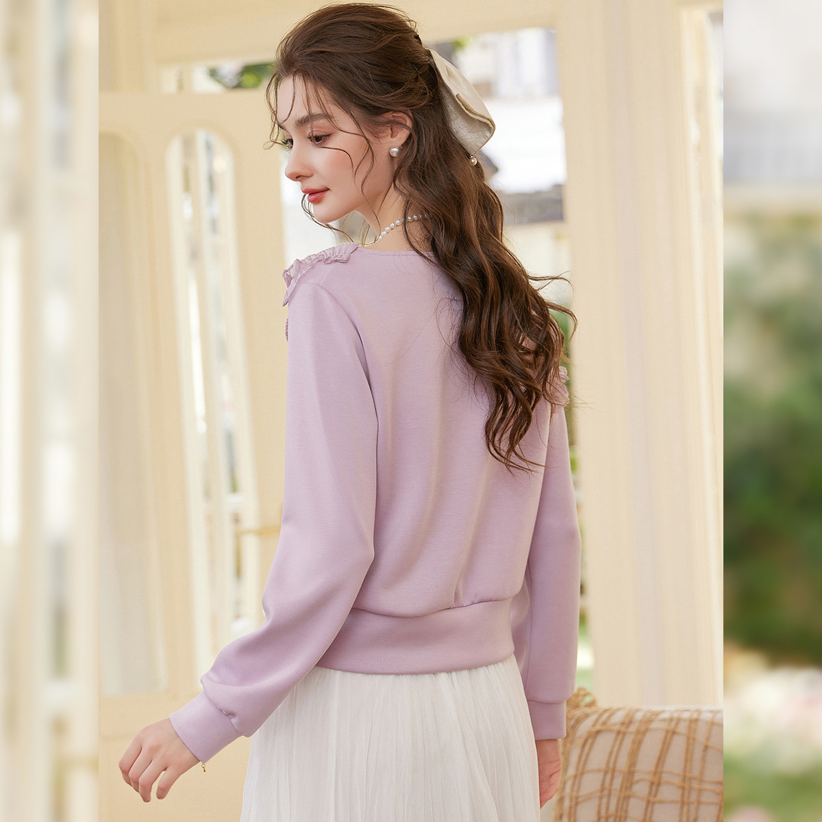 LOUIS YAO Sweet Irregular Neck - Plant Parent Hoodie recension och pris