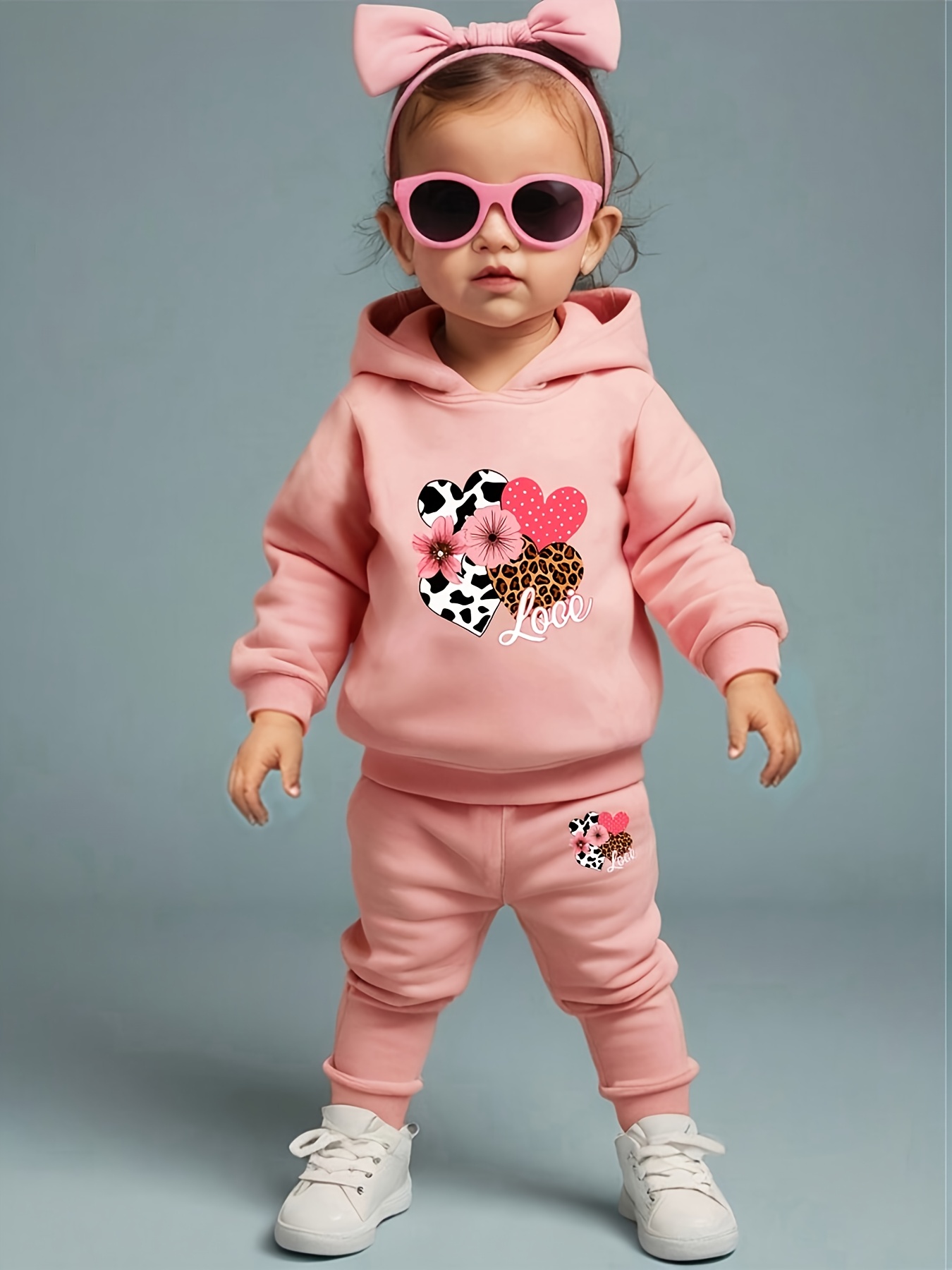 Baby Girl Love Love Flower Pat - Plant Parent Hoodie recension och pris